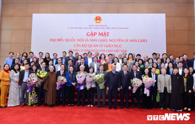 Thủ tướng, Chủ tịch Quốc hội gặp mặt Đại biểu Quốc hội là nhà giáo, cán bộ quản lý giáo dục