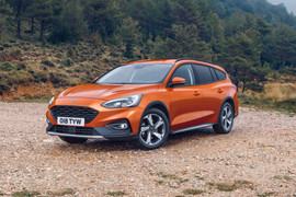 Ford giảm giá mạnh nhiều mẫu xe trong tháng 8