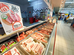 Giá thịt lợn hơi tăng chạm mốc kỷ lục 70.000 đồng/kg: Chỉ là cá biệt?