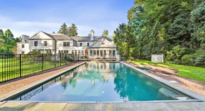 Loạt biệt thự sang trọng trong thị trấn giàu thứ 2 nước Mỹ