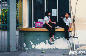 Giật mình khi con hỏi chuyện 'quan hệ' của bố mẹ