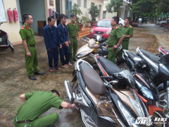 Bắt 2 anh em ruột trộm hàng loạt xe máy