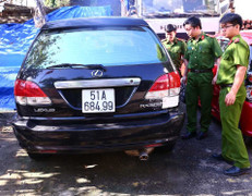 Bình Dương tạm giữ 6 xe Lexus, Camry dùng giấy tờ, biển số giả