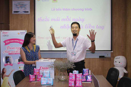 Diana công bố chủ nhân trúng thưởng điện thoại Samsung Galaxy S7 Edge