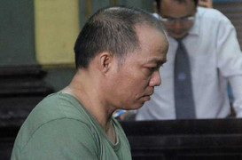 Cha dượng thú tính nhiều lần xâm hại 3 con riêng của vợ