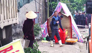 'Xe điên' đâm vào nhà dân lúc rạng sáng, 3 người thương vong