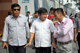 Ông Đoàn Ngọc Hải phải xin phép khi dẹp vỉa hè: Lãnh đạo các phường nói gì?