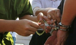 Tạm giữ 2 kẻ tự nhận nhà báo, cưỡng đoạt 250 triệu đồng của trung tá CSGT