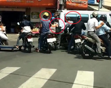 Cô gái trợ giúp đồng bọn dàn cảnh va chạm giao thông để trộm tài sản