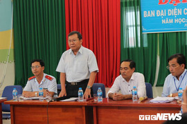 Nghi vấn trẻ phải ăn cơm mốc, đầu cá: Xử lý kỷ luật hiệu trưởng và 2 hiệu phó
