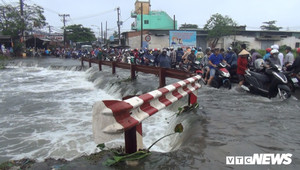 Tìm thấy thi thể nam sinh bị nước cuốn trôi trong trận mưa lịch sử ở TP.HCM