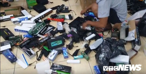 Bộ Công an triệt phá đường dây bán vũ khí thô sơ, công cụ hỗ trợ quy mô lớn ở TP.HCM