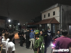 Người đàn ông vô cớ chém hàng xóm rồi cố thủ trong nhà ở TP.HCM