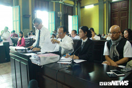 Ông Đặng Lê Nguyên Vũ tự nguyện tính toán lại số tiền phản tố