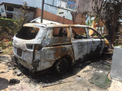 Nghi vấn quán cà phê bị ném bom xăng cháy rụi ở Đồng Nai