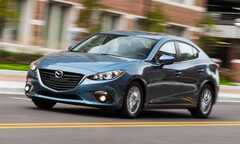 Mazda bất ngờ thu hồi 174.000 ô tô do lỗi ghế lái