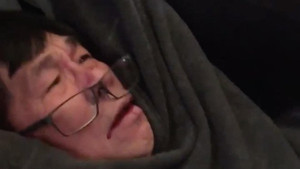 United Airlines đạt thỏa thuận hòa giải với bác sỹ gốc Việt