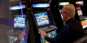 Chuyên gia mật mã Nga tìm ra thuật toán hốt bạc ở các sòng bài