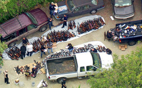 Bí ẩn 1.000 khẩu súng trong căn biệt thự ở Los Angeles, Mỹ