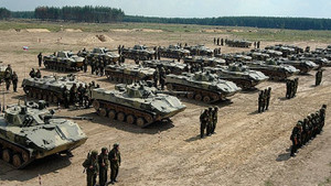 Tương quan quân sự Nga-NATO: Ai nhiều xe tăng hơn?