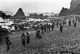 Kỳ lạ, 8 ngày bắn nhau, hai bên tham chiến không biết đang đánh nhau với ai