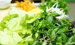 Cách sử dụng rau sống sạch trong bữa lẩu tươi mát ngày mùng 3 Tết