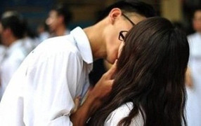 Gần 40% học sinh quan hệ tình dục sớm: 'Cái bẫy vô sinh, hiếm muộn, suy giảm giống nòi'