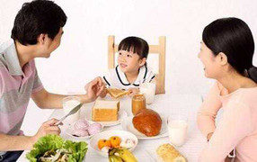 Bỏ bữa sáng hoặc ăn tối muộn làm tăng nguy cơ đau tim và đột quỵ