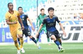 Xuân Trường không thể trọn niềm vui trước khi về Việt Nam