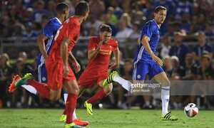 Chơi thiếu người, Chelsea vẫn đánh bại Liverpool