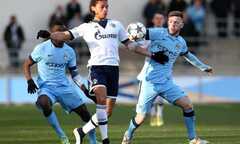 Leroy Sane là ai mà khiến Guardiola trầm trồ thán phục?