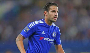 Cesc Fabregas: Noi gương Pirlo hay theo bước Mata?