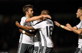 Kết quả bóng đá Anh: Man United thắng giải tỏa, Man City vẫn vô đối