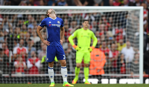 Eden Hazard chỉ trích hàng thủ, Roman Abramovich duyệt chi nâng cấp Chelsea