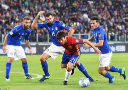 Kết quả vòng loại World Cup 2018 khu vực châu Âu: Italia, Tây Ban Nha bất phân thắng bại