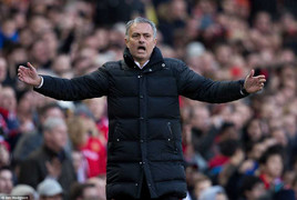 Jose Mourinho đổ lỗi hòa do kém may, từ chối bình luận về trọng tài