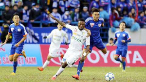 BLV Quang Huy: V-League trẻ hóa mạnh mẽ, Công Vinh cần sự khích lệ lớn