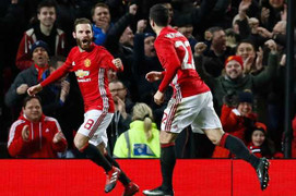 Thắng dễ Hull City, Manchester United đặt một chân vào chung kết cup Liên đoàn Anh