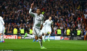 Kết quả Champions League: Ghi bàn đẹp mắt, Real ngược dòng hạ gục Napoli