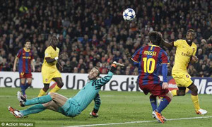 6 lần 'ngẩng cao đầu' rời Champions League của Arsenal