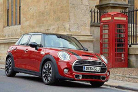 Điểm danh loạt xe hơi hạng sang giảm giá sốc