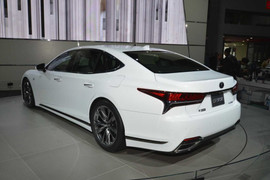 Trình làng Lexus LS F-Sport 2018 hoàn toàn mới