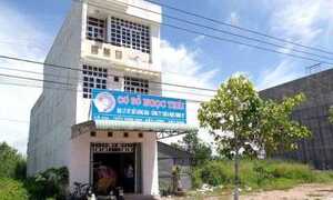 Đại lý Thiên Ngọc Minh Uy âm thầm dọn đồ giữa đêm