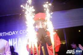 Nam ca sĩ 'người nhà quê' Dương Quang Tú bùng nổ trong đêm mini show