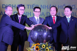 Khai trương dịch vụ tiếp nhận thủ tục hành chính qua bưu điện