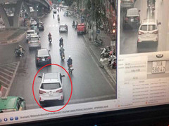 Tài xế vượt đèn đỏ x­ưng danh 'điều tra viên' Tổng cục Hải quan 'dọa' CSGT