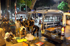 Xe cứu thương vượt đèn đỏ, gây tai nạn rồi bỏ chạy: Xác định danh tính tài xế