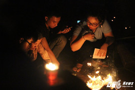 Ảnh: Lung linh ánh nến tri ân các anh hùng liệt sỹ nhân dịp 27/7