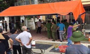 Phát hiện thi thể bà Phó chủ nhiệm hợp tác xã trên nền nhà, bị gãy răng