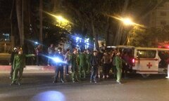 Người đàn ông tẩm xăng tự thiêu sau khi ra khỏi quán rượu